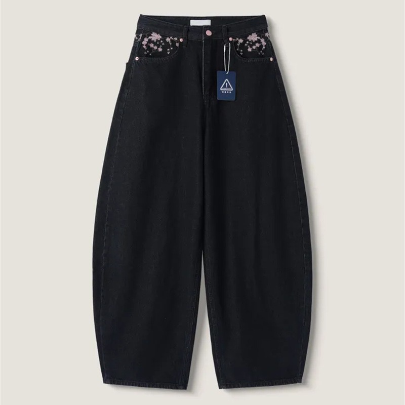 Dżinsy Sakura z haftem, luźne, – Embroidery Jeans Sakura recenzja i cena