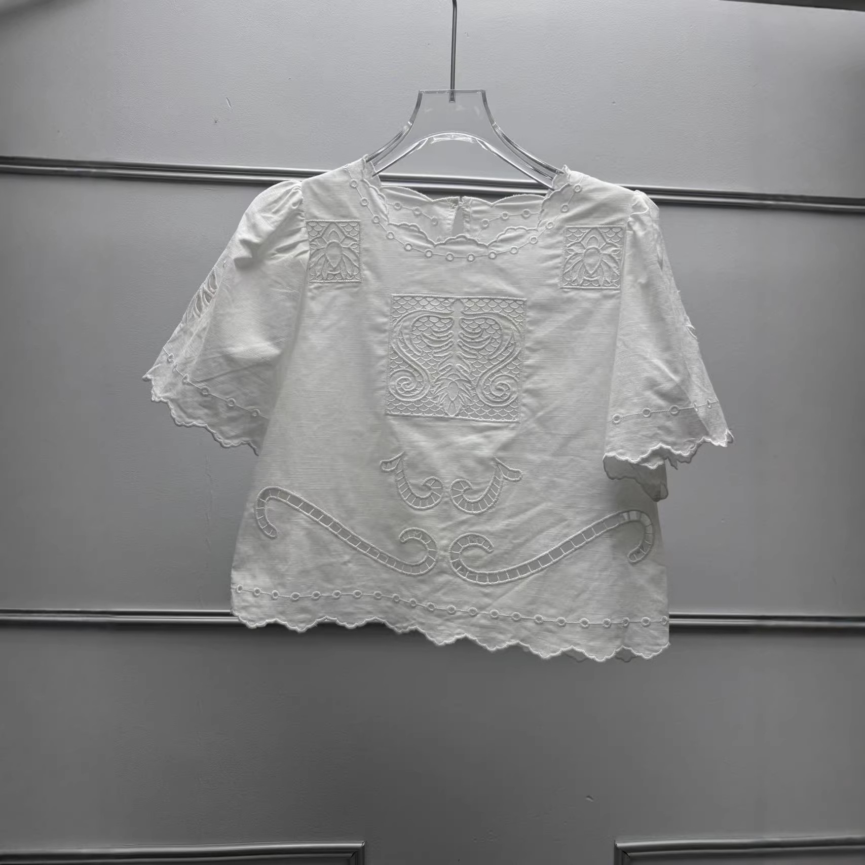 Zestaw damski na wiosnę i lato – Embroidery Effect recenzja i cena